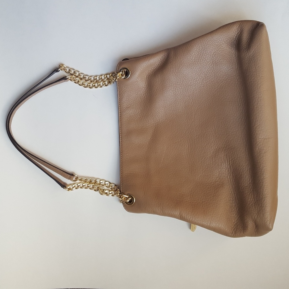 Michael Kors • Jet Set Chain Medium Shoulder Tote - Picture 4 of 7